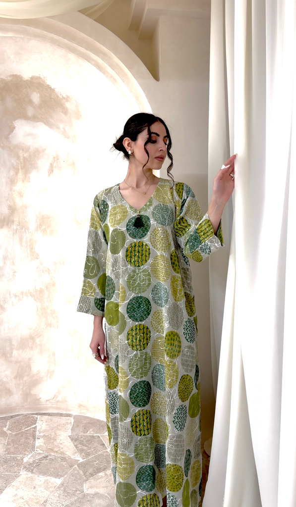 Green Chiffon Embroidery [with scarf]