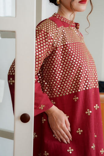 Dark Red Linen 